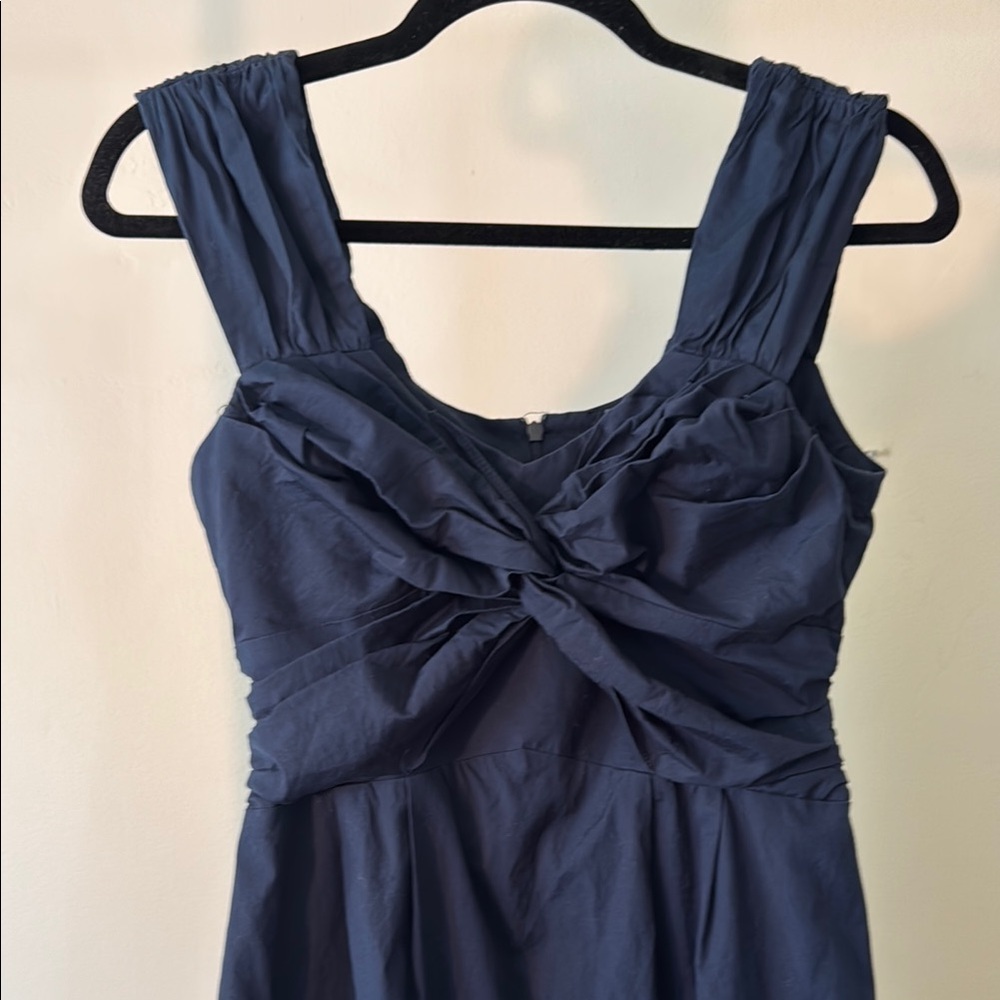Elegant Navy Sleeveless Dress